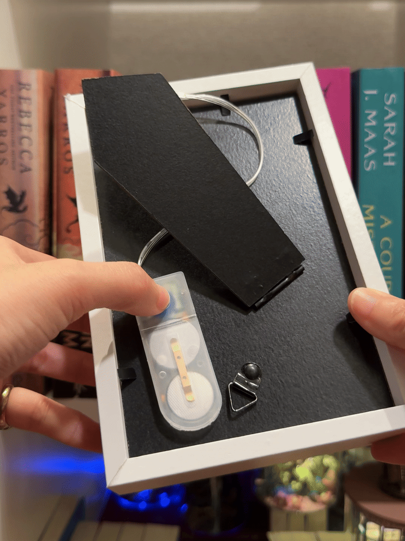 FlowTales Miniature Flow Scene – A Ready-Made Decorative Gift for Cozy Spaces