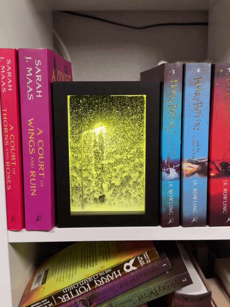 Snow Core Flow Scene – A Ready-Made Decorative Gift for Cozy Spaces